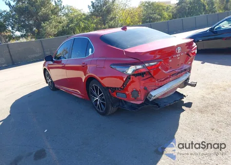 2022 Toyota Camry Se из США, поврежденный, VIN 4T1T11AK9NU062718